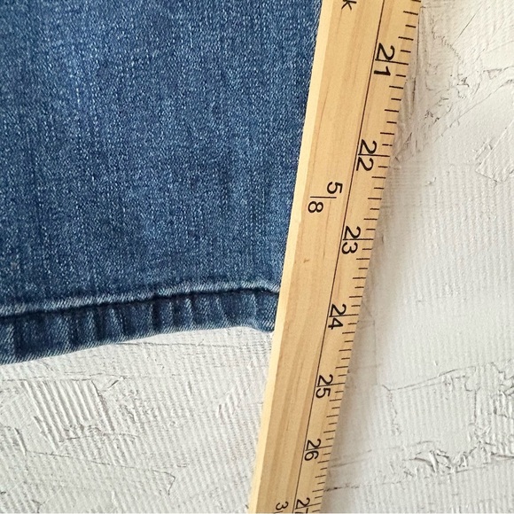 Kensie Women's Blue Denim Jeans Embroidered Bird Design Mid Rise skinny Sz 8 - Picture 8 of 12